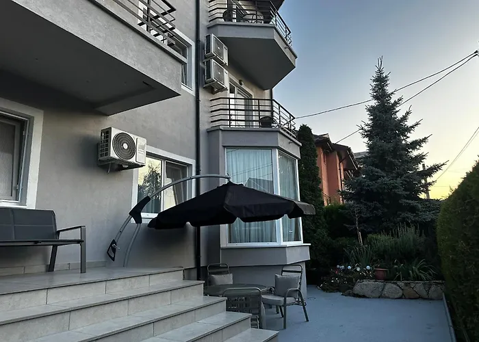 ゲストハウス Miramare *